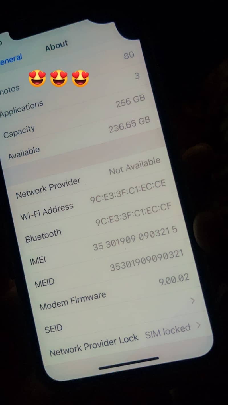 Apple iPhone X 4