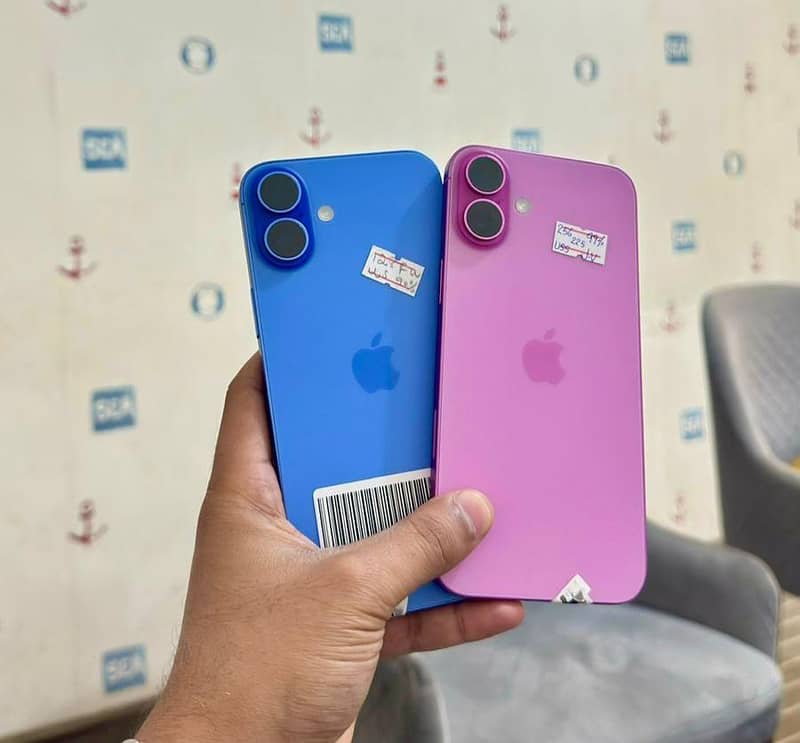 Apple iPhone 16 plus 0