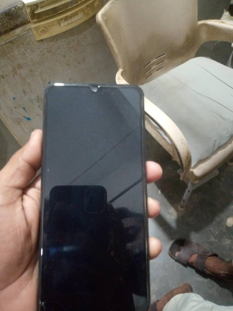 Realme C63 1