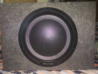 Poineer woofer with builtin amp