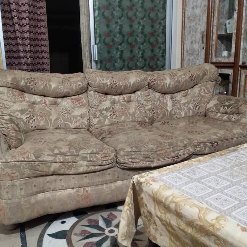 5 Seater Sofa Set. 1