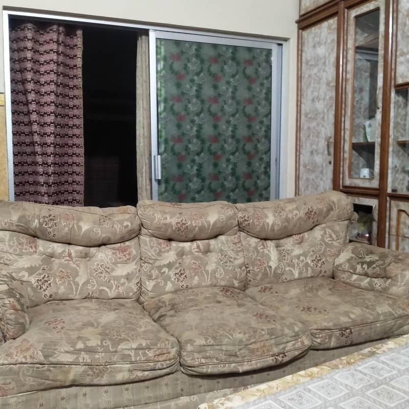 5 Seater Sofa Set. 2