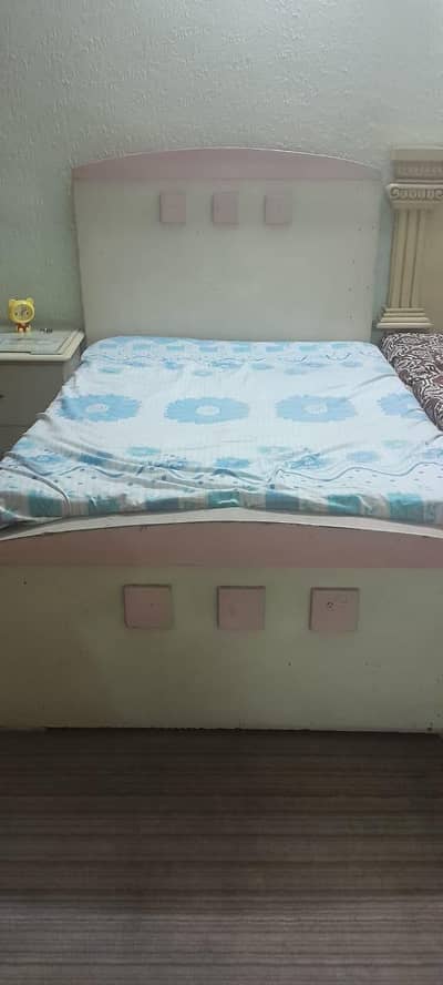 Wooden kids bed