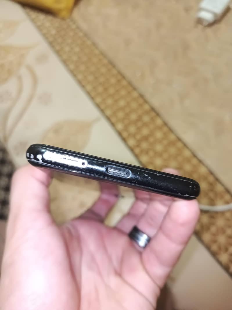 Google Pixel 3 5