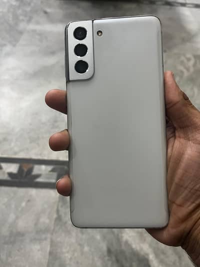 Samsung S21+ (8/128) White Color – Minor Glass Crack (No Dot/Line)