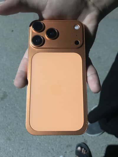 Apple iPhone XR covert to 17 pro