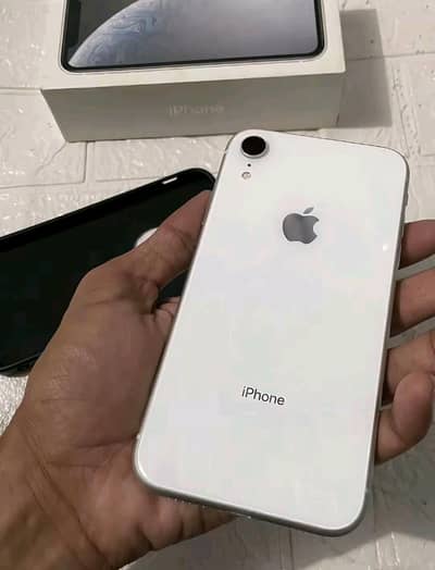 iPhone xR 128 GB PTA proof My WhatsApp number 0326=65=49=136