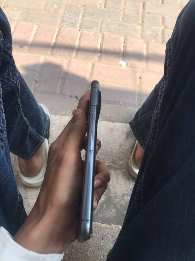 Google Pixel 7 5
