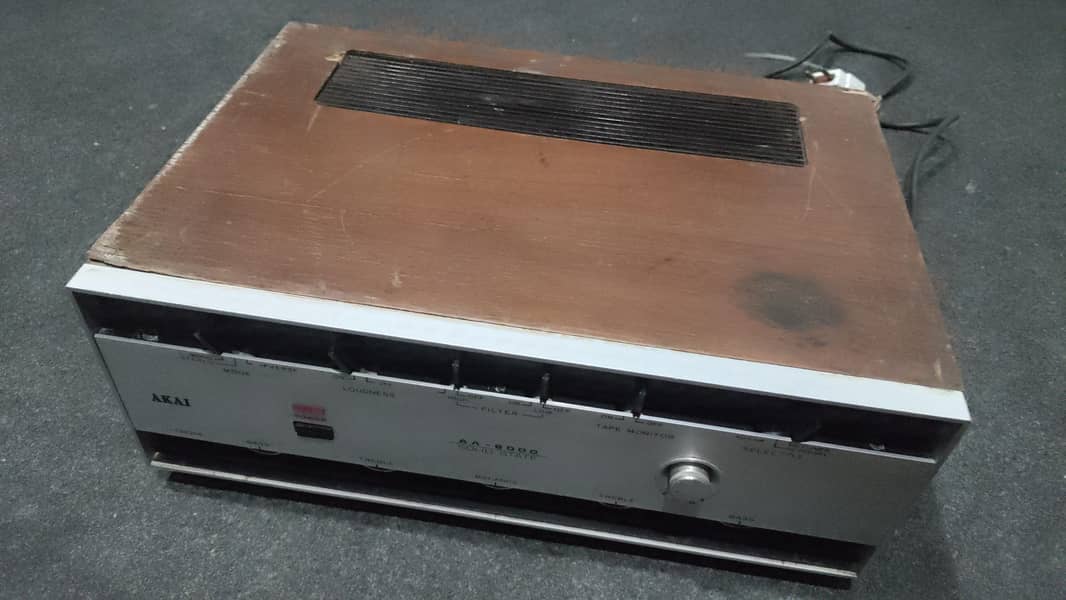 AKAI AA-6000 SOLID STATE 2