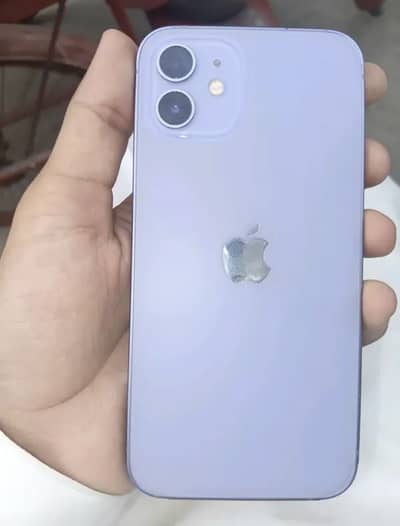 Apple iPhone 12