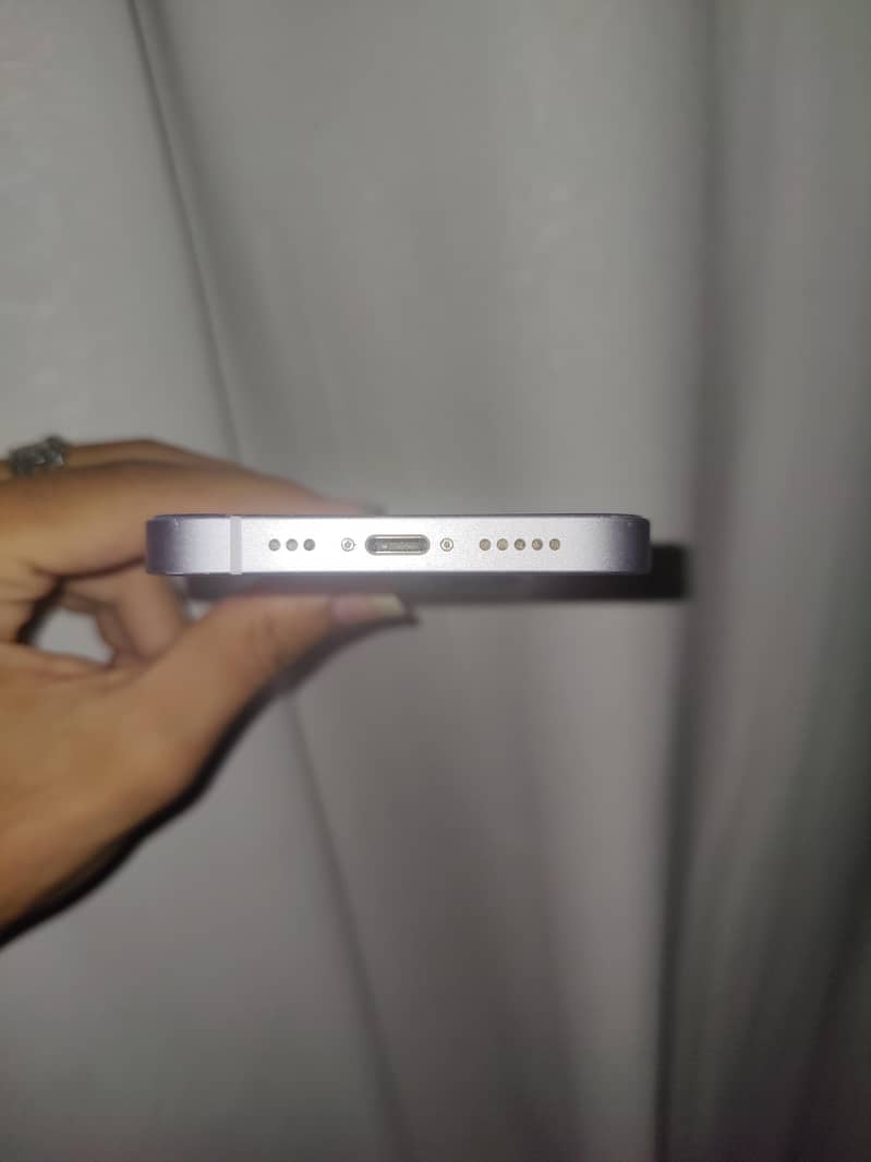 Apple iPhone 14 2