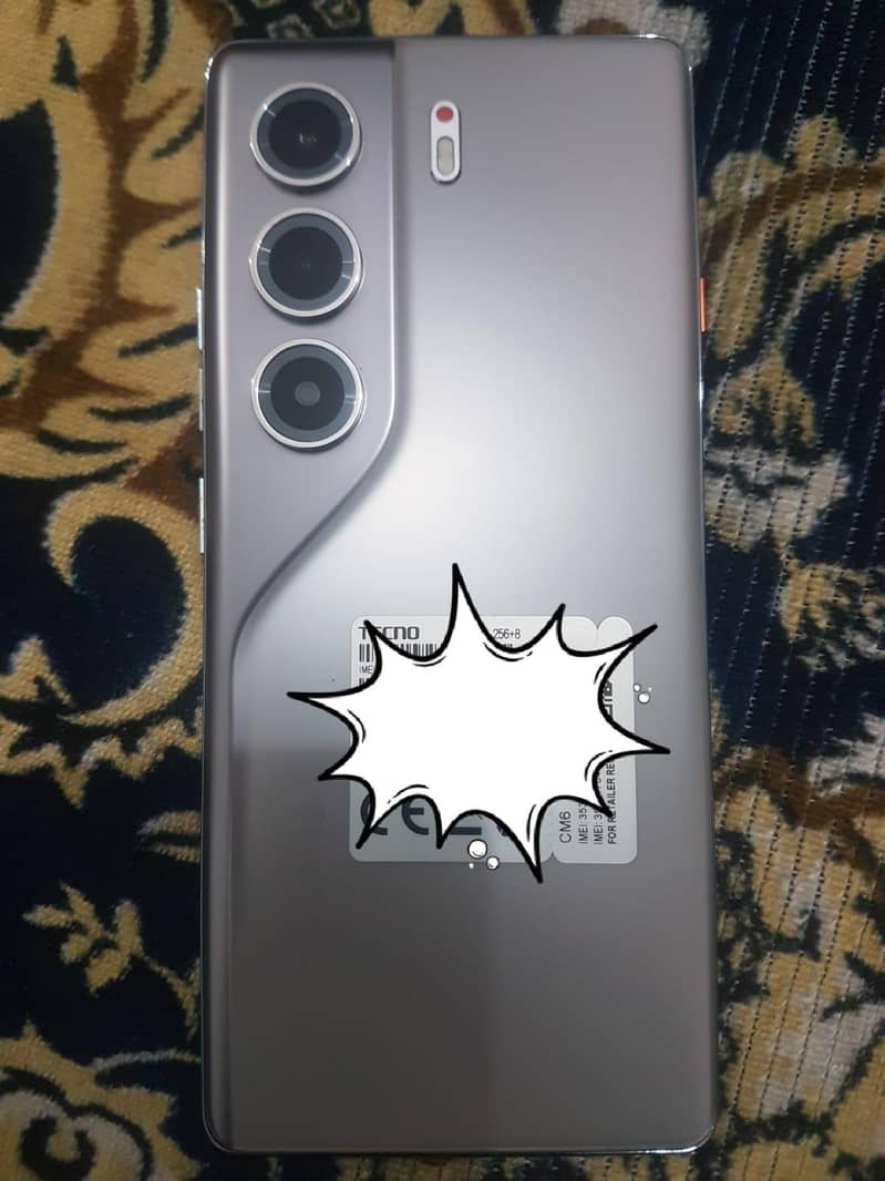 Tecno CAMON 40 Pro 0