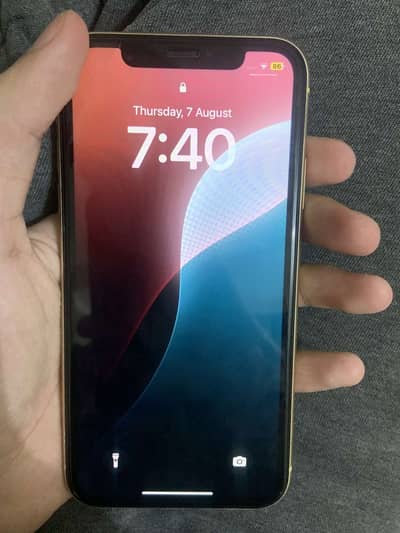 Apple iPhone XR