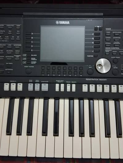 Yamaha psr-950 (DEAD KEYBOARD)
