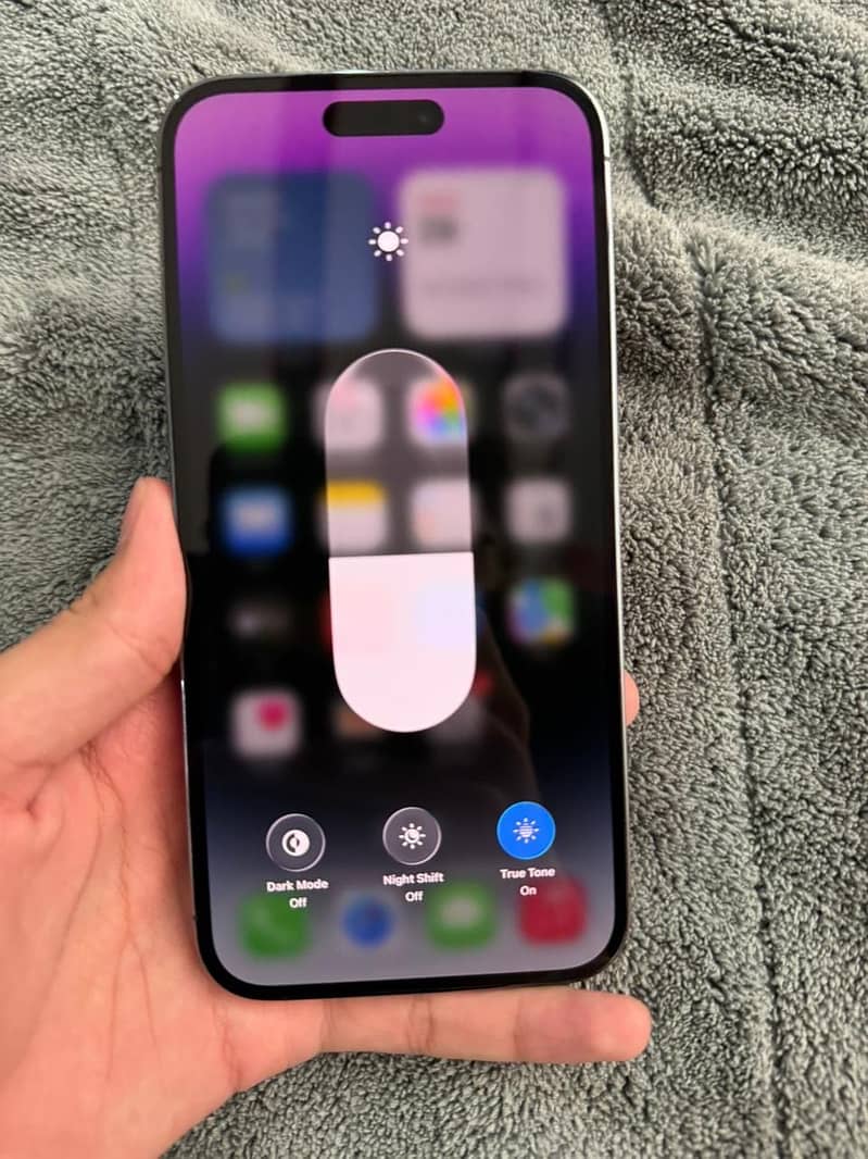 iPhone 14 Pro Max 1