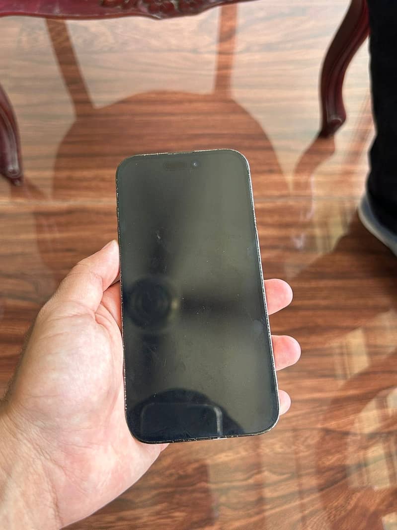 iPhone 14 Pro 1