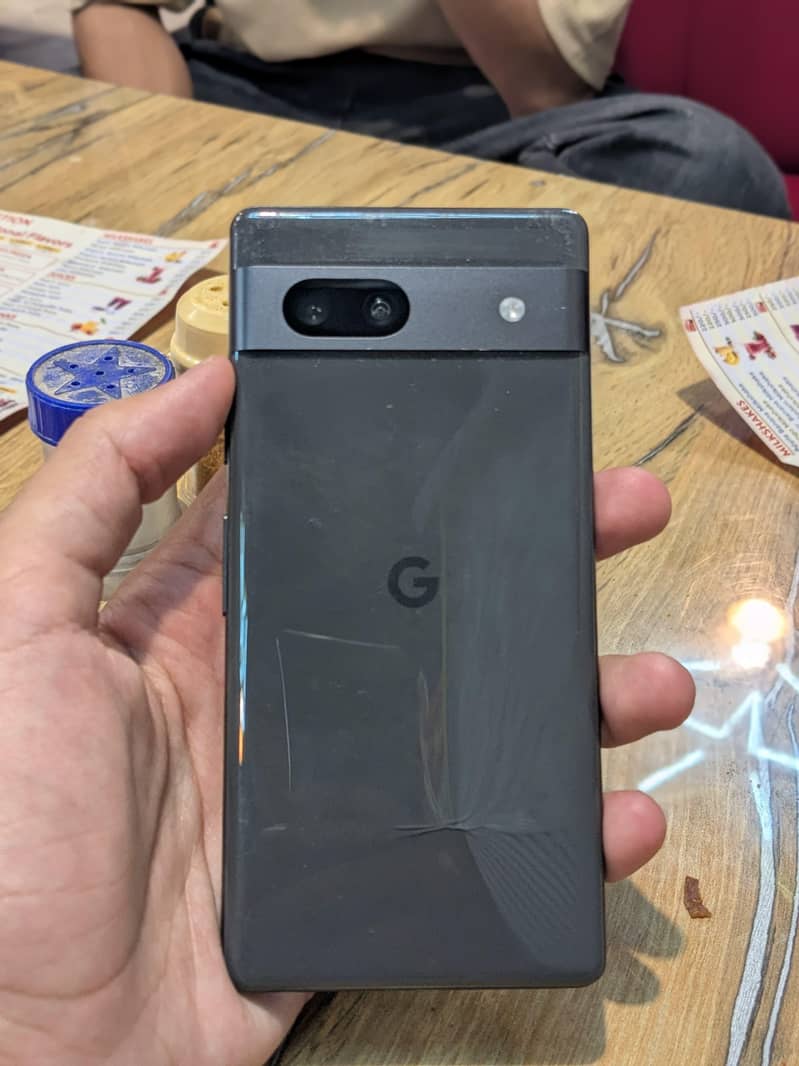 Google Pixel 7a 2