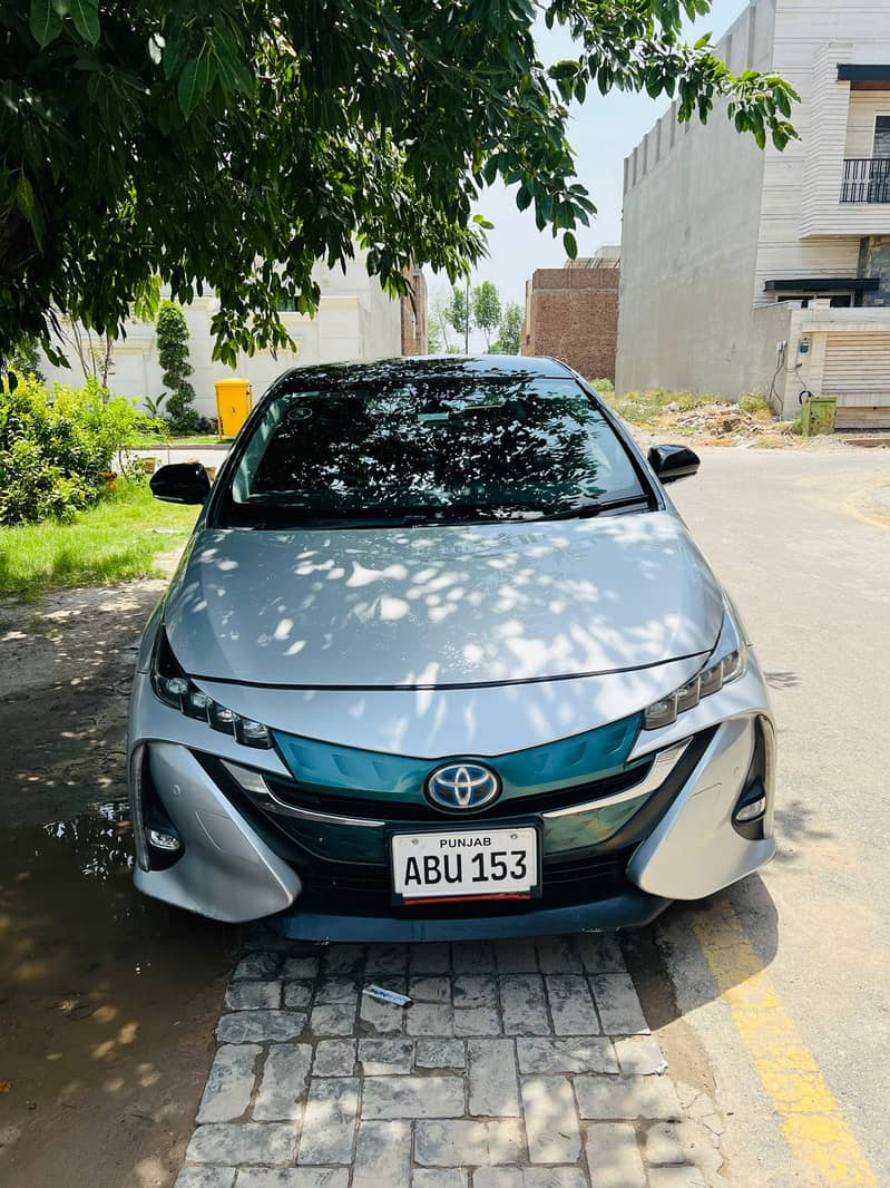 prius phv 2