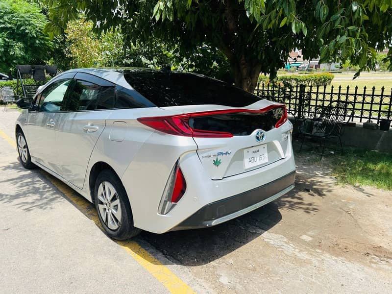 prius phv 5