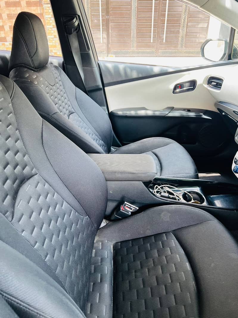 prius phv 8