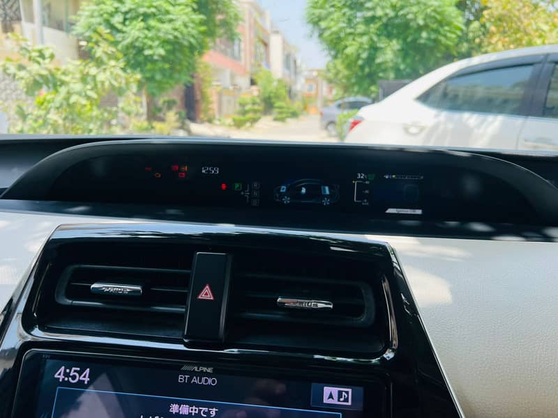 prius phv 14