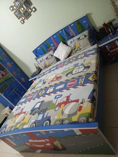 kids bed & wardrobe with matress