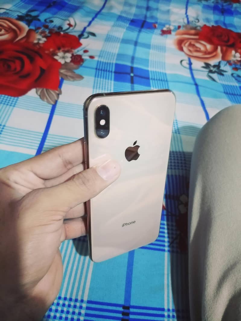iPhone03047632161 3