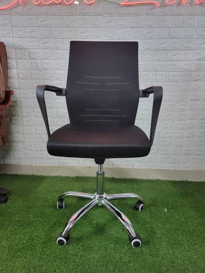 Office chairs & gaming chairs