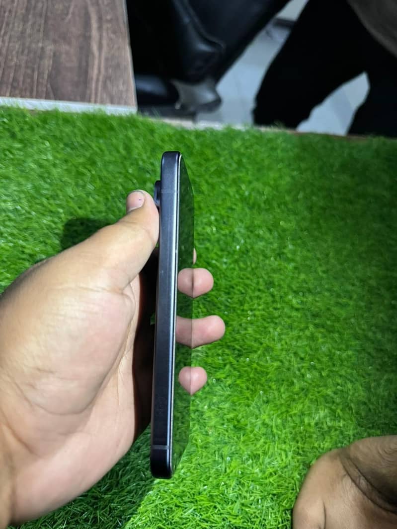 Google Pixel 9 2