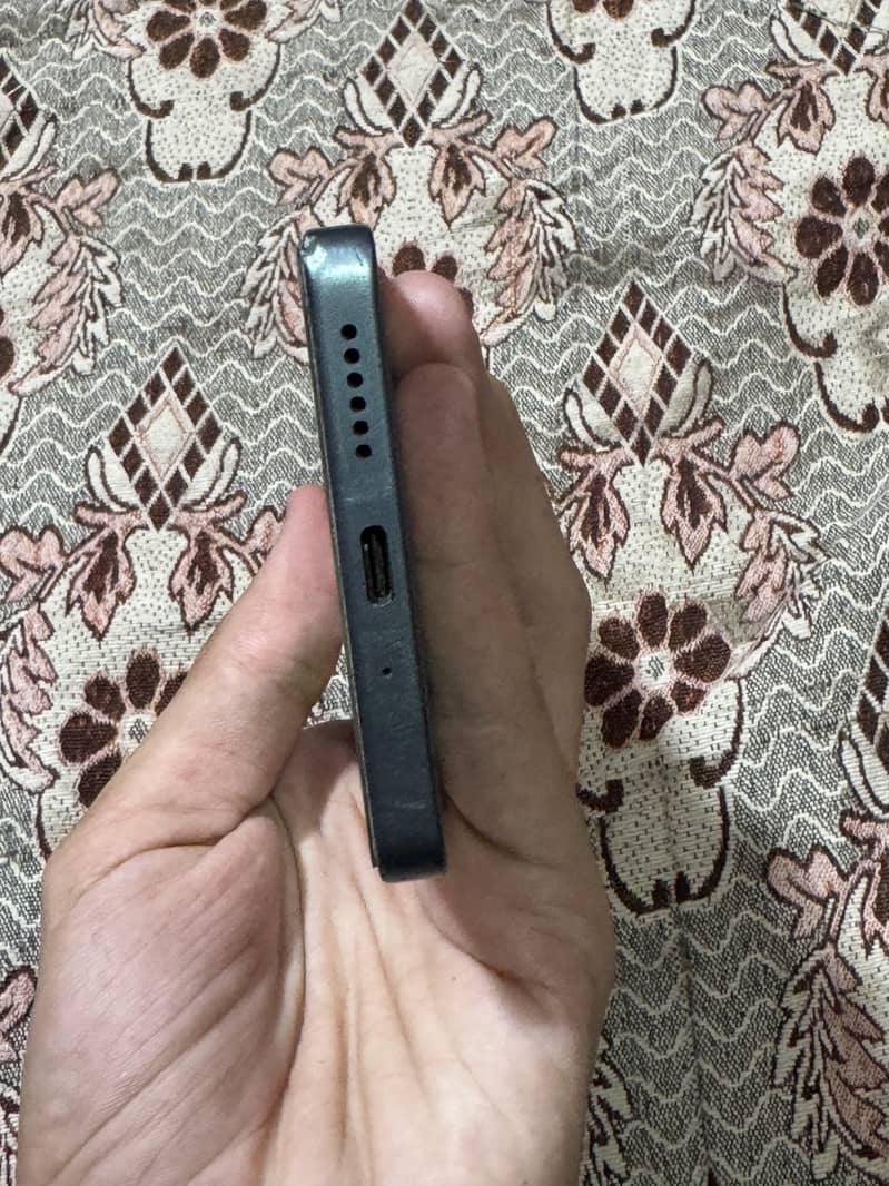 Redmi Note 13 pro 4