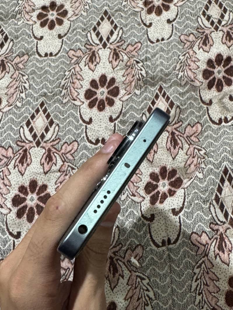 Redmi Note 13 pro 5
