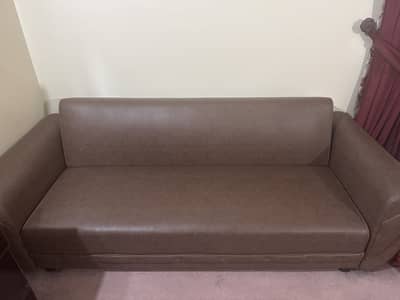 Selling sofa and dressing table