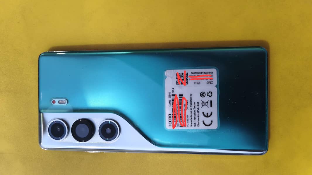 Tecno CAMON 40 Pro 0