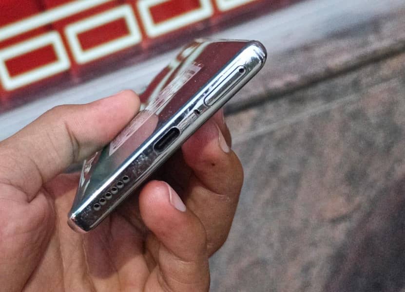 Tecno CAMON 40 Pro 8