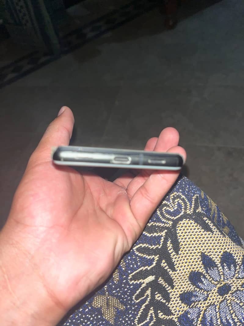 Google Pixel 6a 3