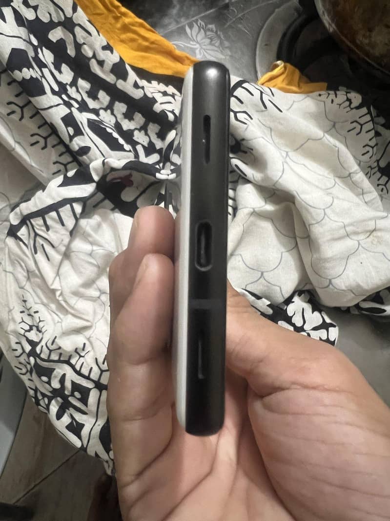 Google Pixel 6a 3