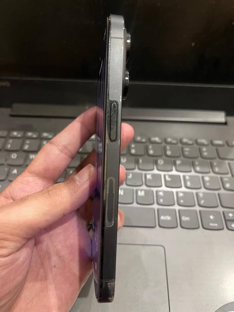 iPhone 14 Pro 3