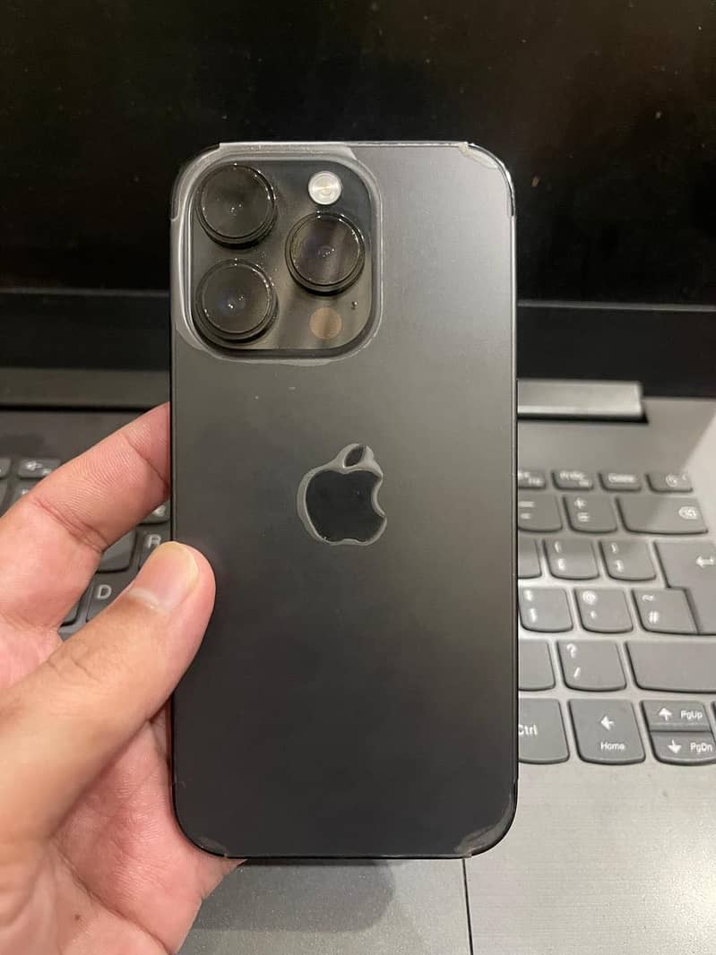 iPhone 14 Pro 4