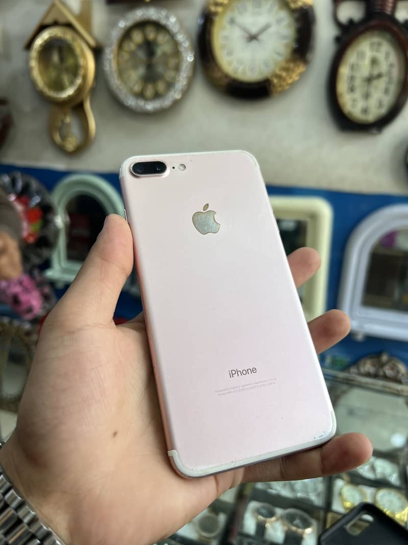 iPhone 7 Plus 1