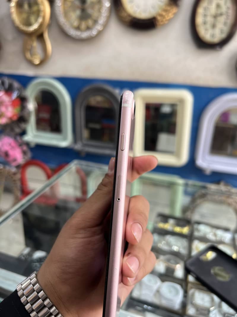iPhone 7 Plus 2