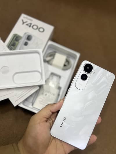 Vivo Y400