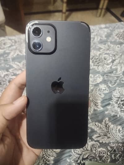 Apple iPhone 12