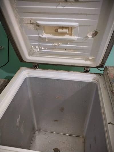 WAVES DEEP FREEZER
