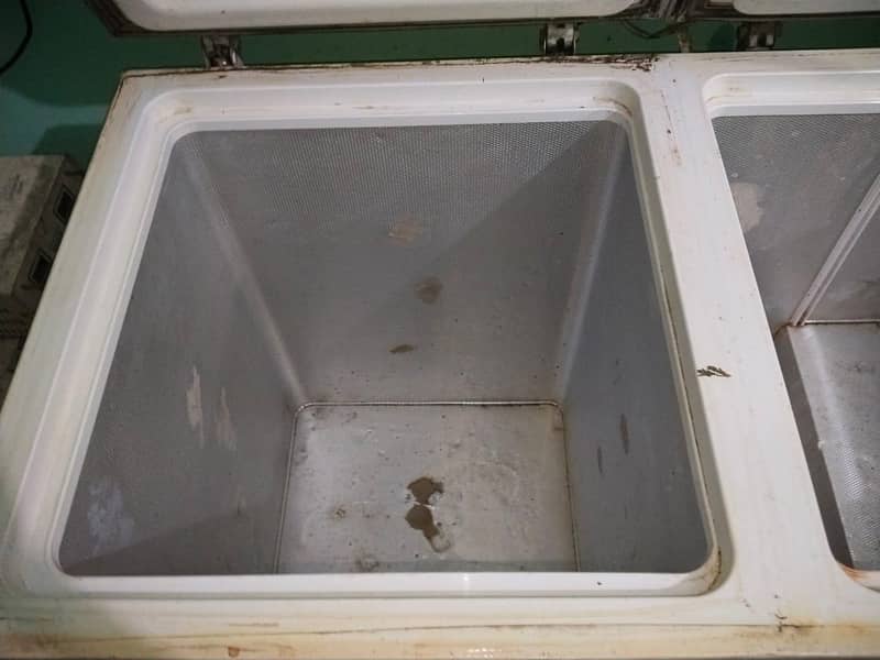 WAVES DEEP FREEZER 7