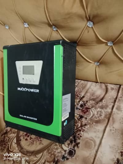 Maxpower 2.4 hybride inverter