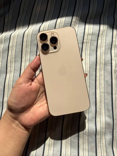 Apple iPhone 16 Pro