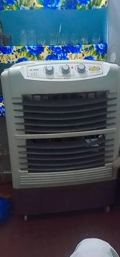 m-990