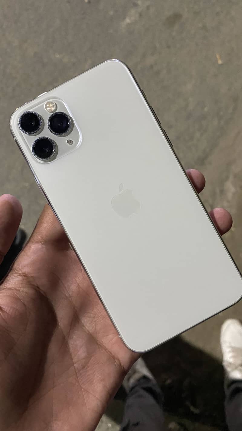 Apple iPhone 11 Pro 0