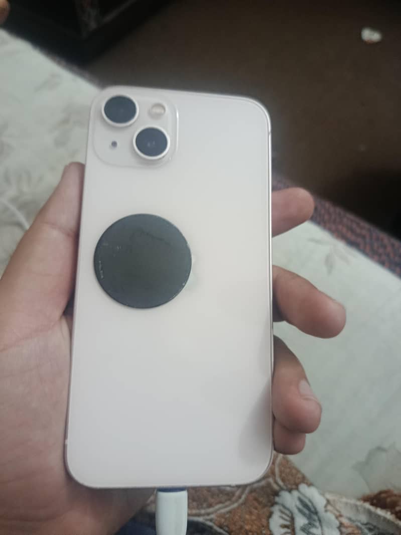 Apple iPhone 13 2