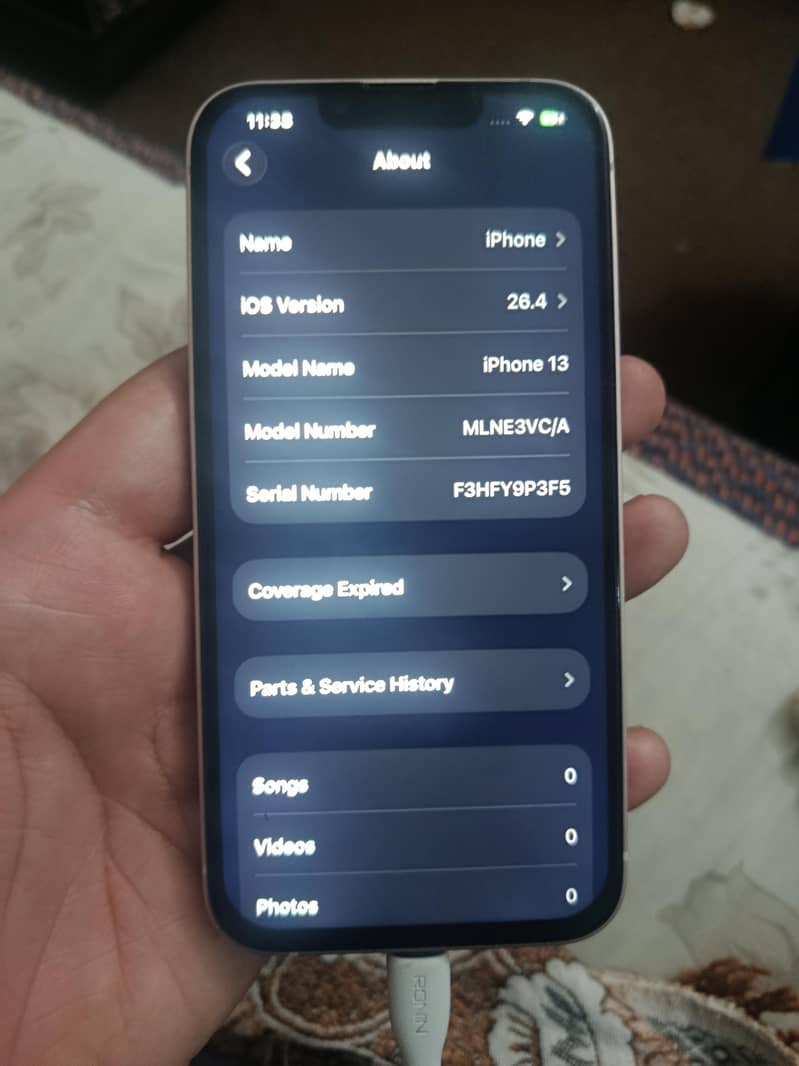 Apple iPhone 13 4